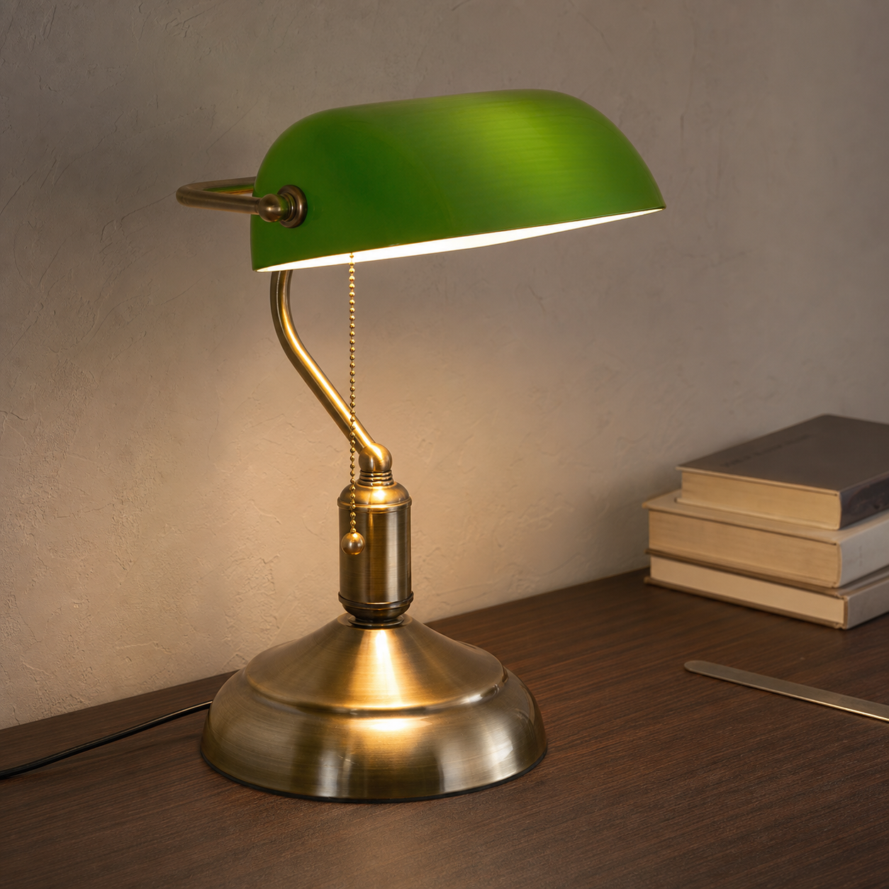 banker's lamp / デスクランプ - NOMARIS lifestyle image 04